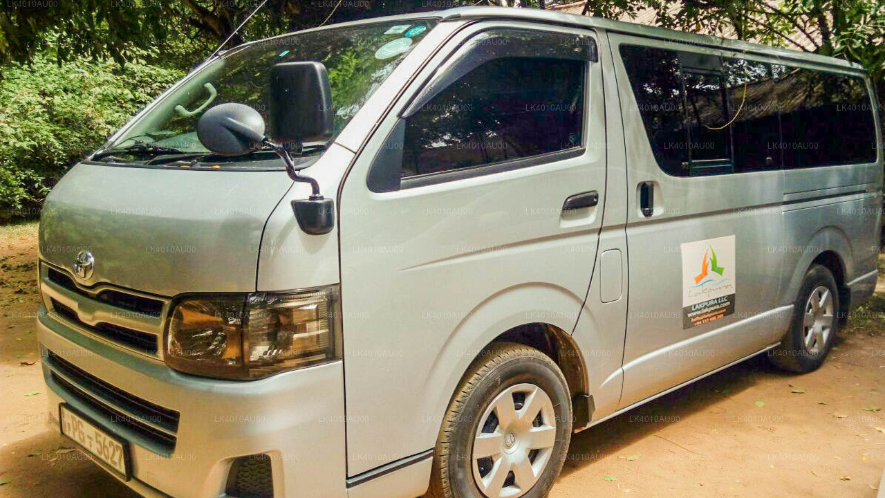 Watawala City to Colombo Airport (CMB) Private Transfer