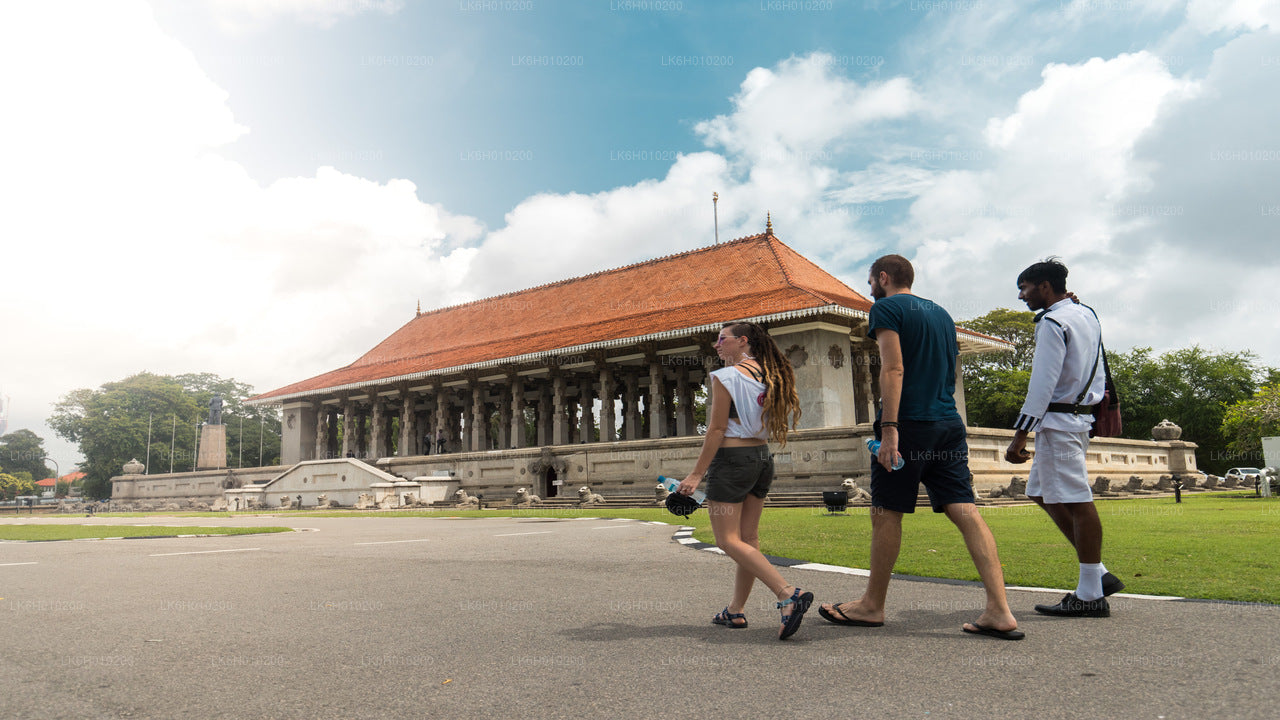 Colombo City Walk with a Local