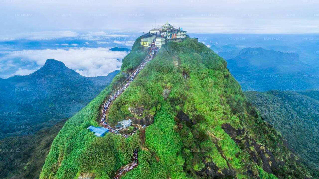 Scenic Adam's Peak by Helicopter from Negombo