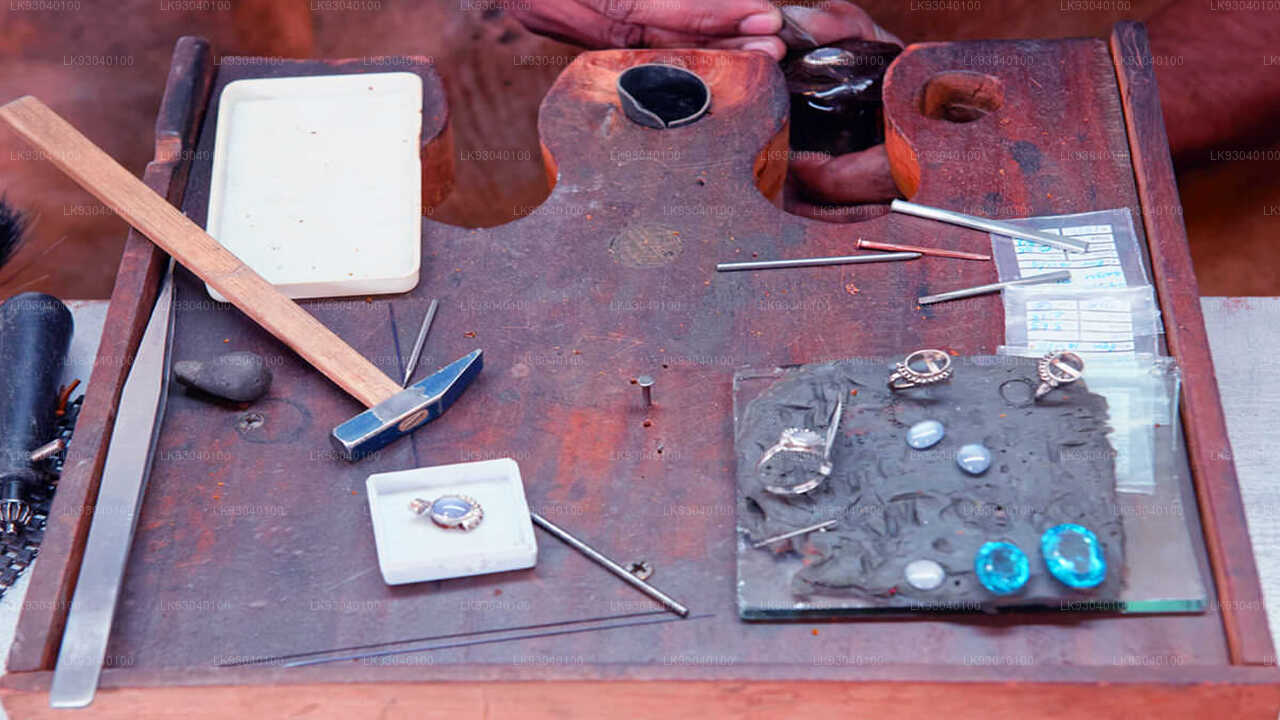 Gems and Jewellery Workshop from Galle